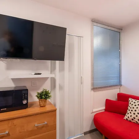 Apartamento Backyard - Quiet Sleep - Sunny