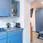 Backyard - Quiet Sleep - Sunny Apartament