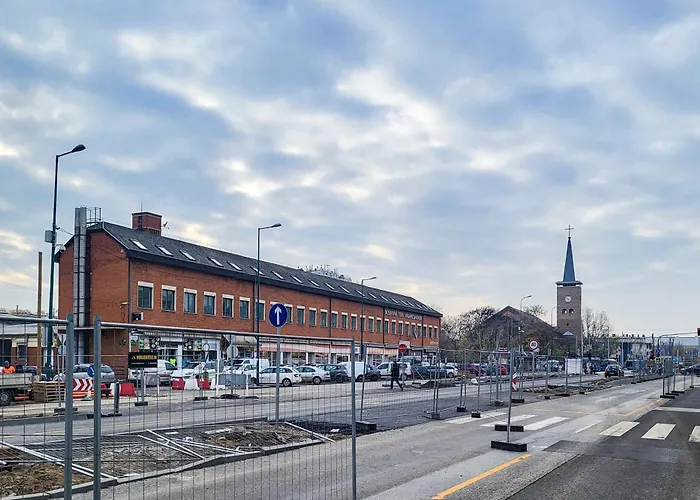 Backyard - Quiet Sleep - Sunny * Будапешт