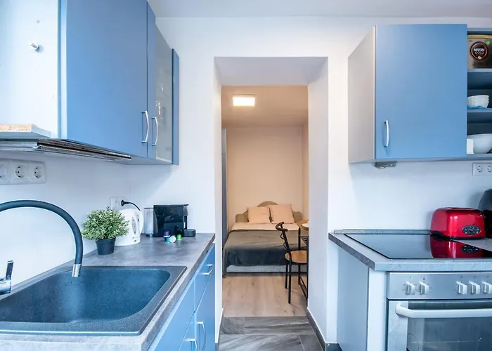 Backyard - Quiet Sleep - Sunny Апартаменты Будапешт